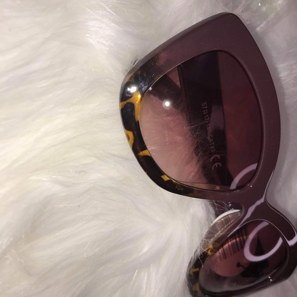 Plum/Leopard Ombre Tint Tortoise Shell Sunglasses - Picture 8 of 8